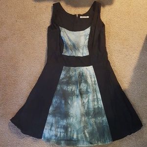 I Link Black and Aqua Dress in sz 40